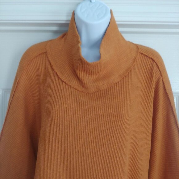 We The Free Rust Ribbed Mock Neck Oversize Crop Batwing Over L-Sleeve Shirt S - Picture 3 of 15